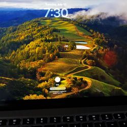 MacBook M1 