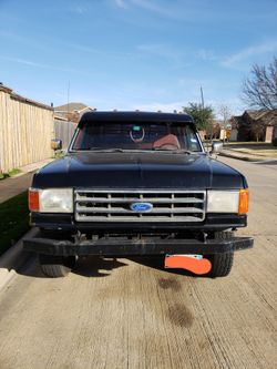 1989 Ford F350 Negotiable