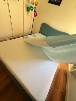 Queen bed