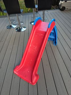 Children's plastic slide