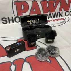 DJI Mic 3 2-Person Compact Wireless Microphone for Camera & Smartphone w/ Charging Case 11060251