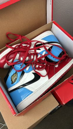 Jordan 1 Retro High Fearless UNC Chicago with box/ Worn Sizel 11.0M