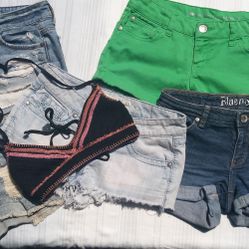 Lot of 5  Shortie Shorts Women’s Blue Denim Jean Shorts Sz 0-3, Knit Bikini Top 