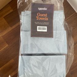 Disposable Linen Feel Napkins Light Blue 