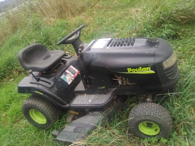 Rideing Lawn Mower