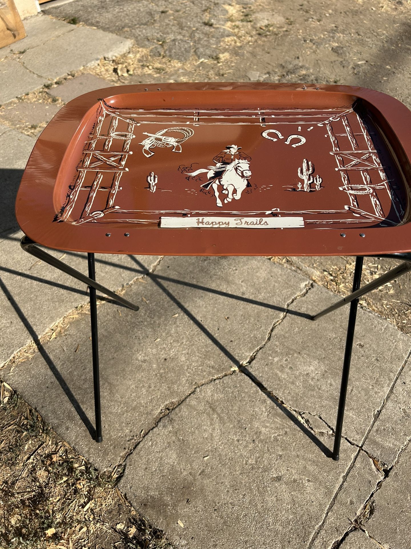 VINTAGE FOLDING METAL TABLE WITH METAL STAND