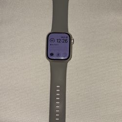 Apple Watch Series 7 