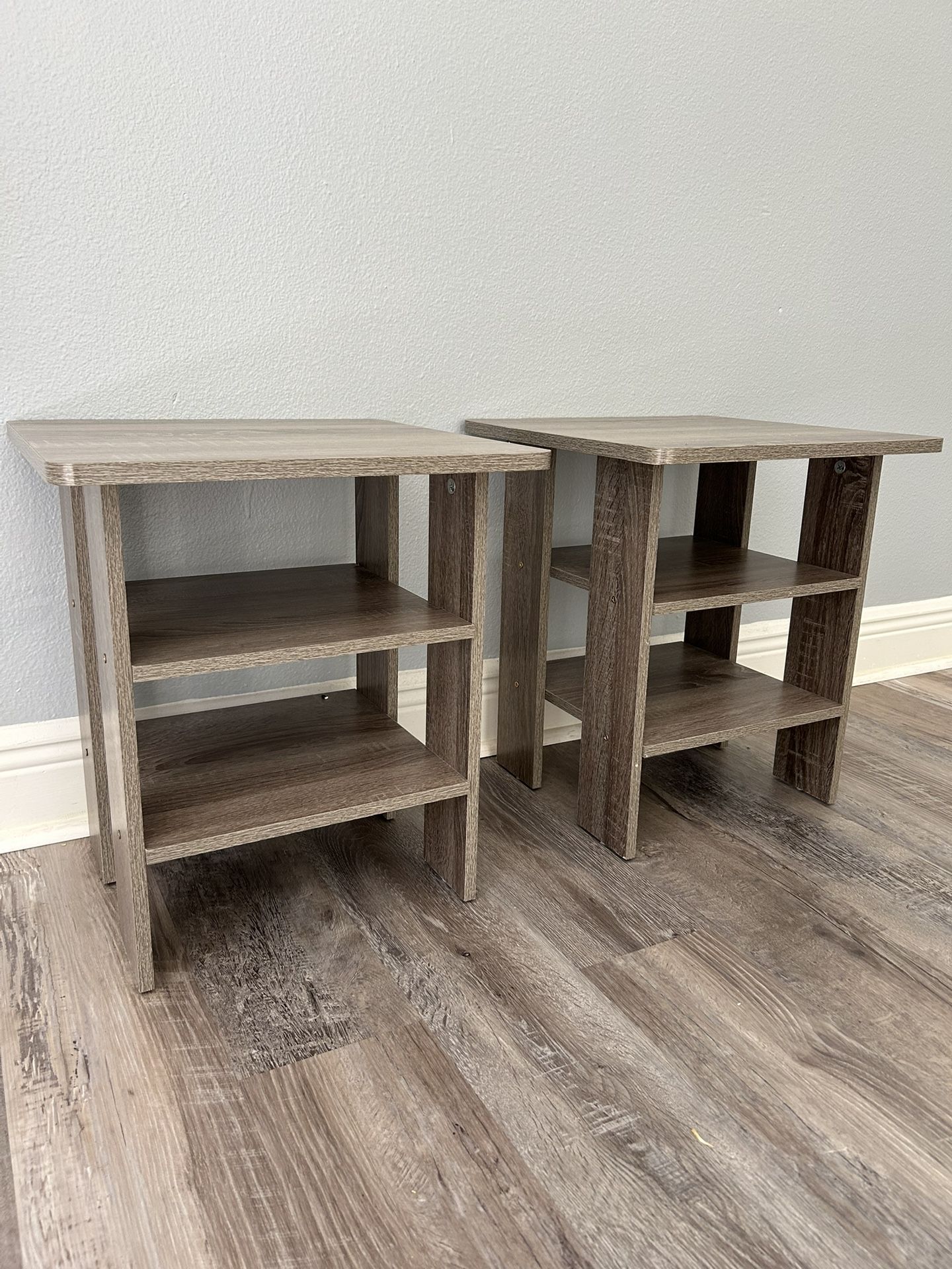 🔥 RUSTIC GRAY END TABLES - 2 NIGHTSTANDS - WOOD SHELVES 🤎