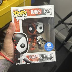 FUNKO POPS