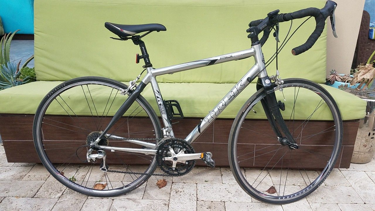 Trek pilot 2.1 road bike hot sale