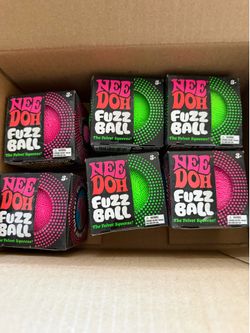 Needoh fuzz ball change color