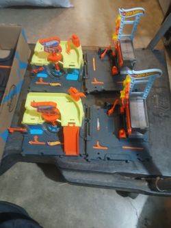 Hotwheels Playset $13 For All