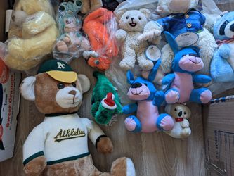 Stuffed Animals Bears, Looney Tunes, Dogs, Monkeys, and Many Others .....