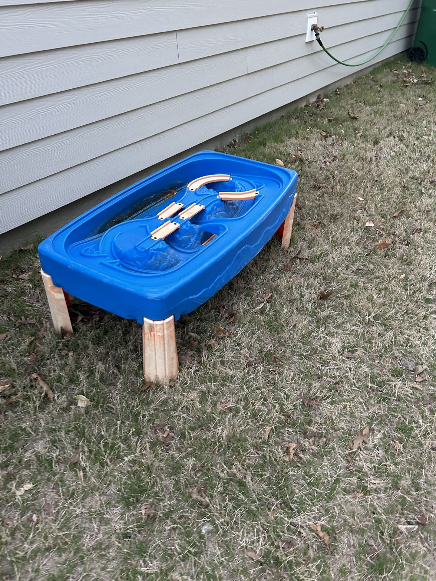 Free Hot Wheels Water Table