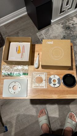 Nest Learning Thermostat with Accessories (2nd Gen)