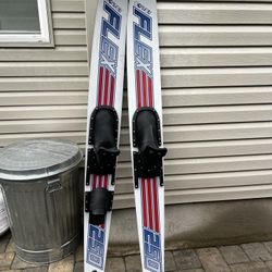 Connelly FLEX 250  66" Combos Water ski (PAIR)