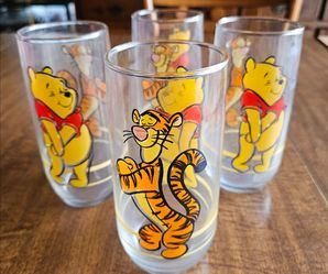 Vintage Winnie the Pooh & Tigger Glasses, Set of 4