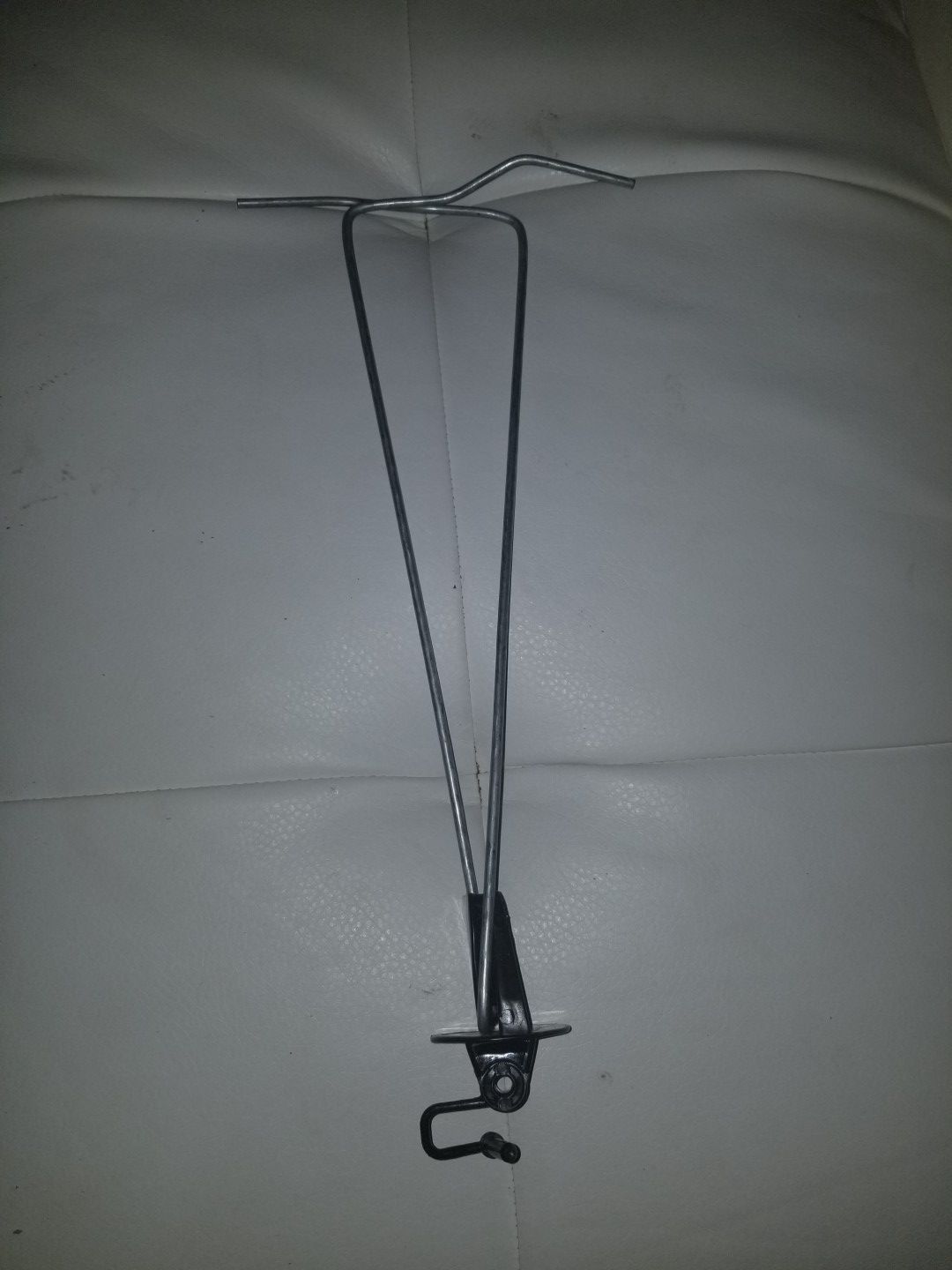 Gallagher 12" offset with pinlock insulator Pack of 50