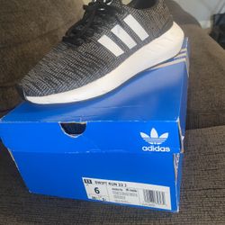 Swift Run Adidas 