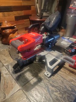 Milwaukee M18 Brushless 6 1/2