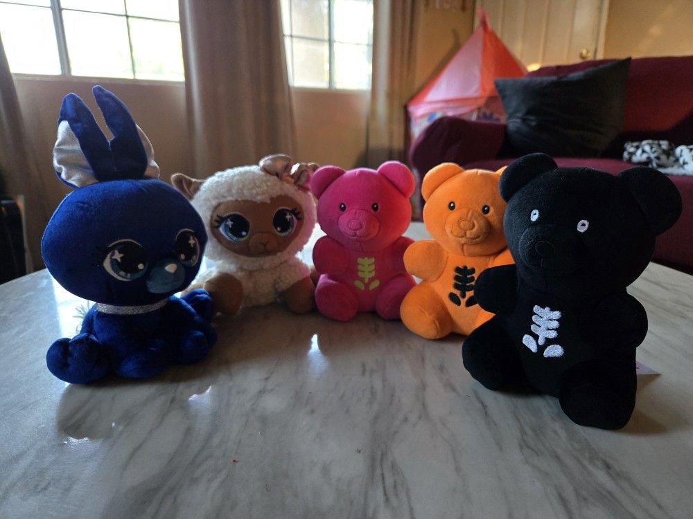 Plushie Lot