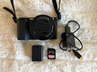 Sony ZV E camera with 16-50mm lens