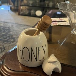 Rae Dunn Honey Pot 
