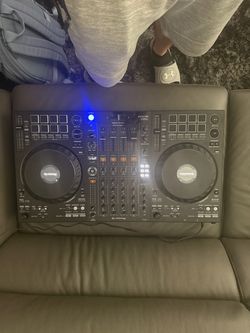 Pioneer DJ DDJ-FLX10 DJ Controller