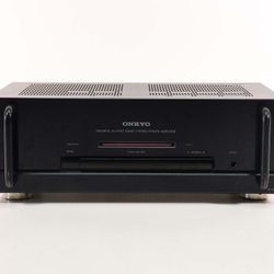 ONKYO M-5100 DISCRETE OUTPUT STAGE / STEREO POWER AMPLIFIER 8 OHMS 110 WATTS PER CHANNEL