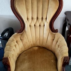 Antique Chair Set