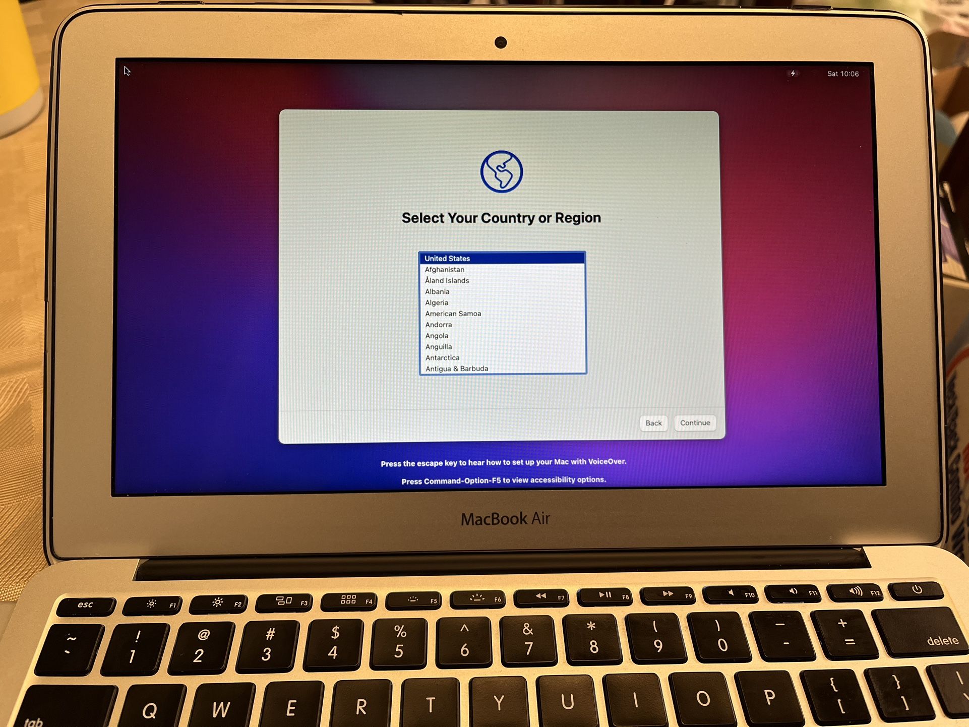 MacBook Air 11”