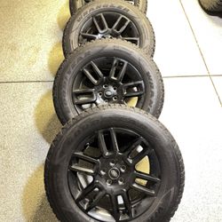OEM 5x120 19in Land Rover Defender Rims And Tires W/ TPMs (x5)