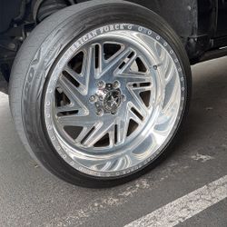 22x12 American Force Wheels 