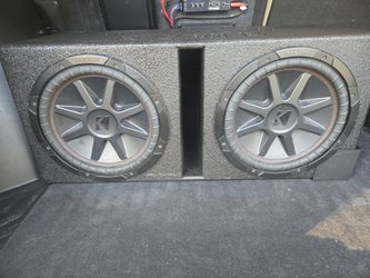 12 in Kicker CompVR