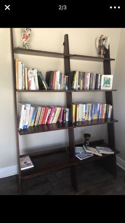 Leaving shelf, book shelf