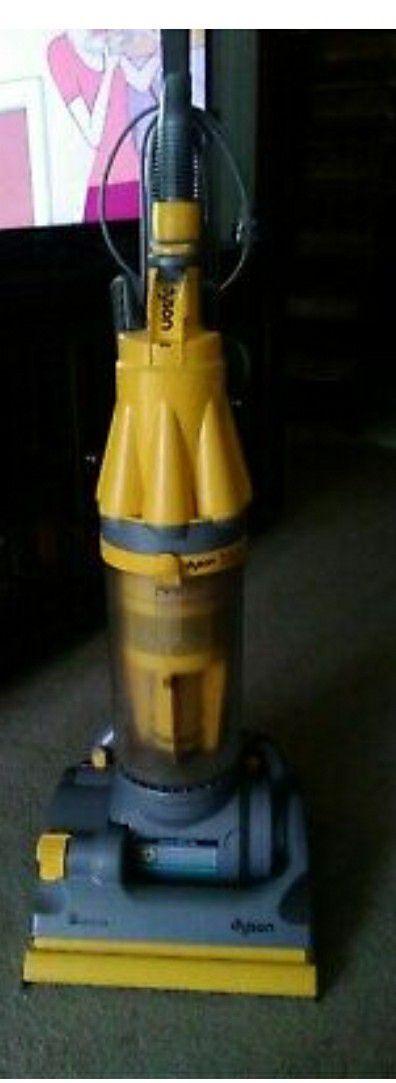 dyson yellow vacuum dc07