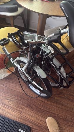 Schwinn Loop Black Bicycle