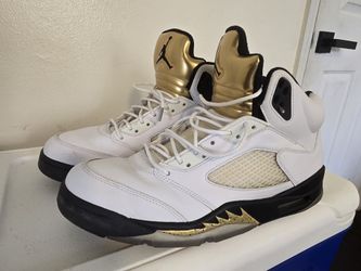 AIR JORDAN 5 RETRO SIZE 10.5