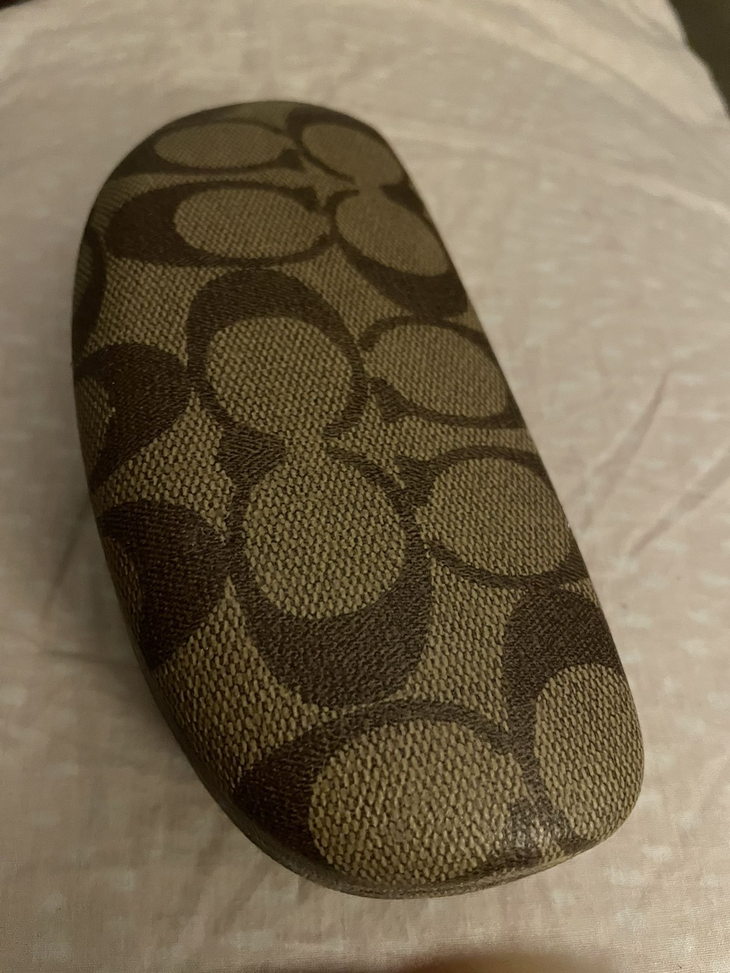 COACH SUNGLASSES CASE