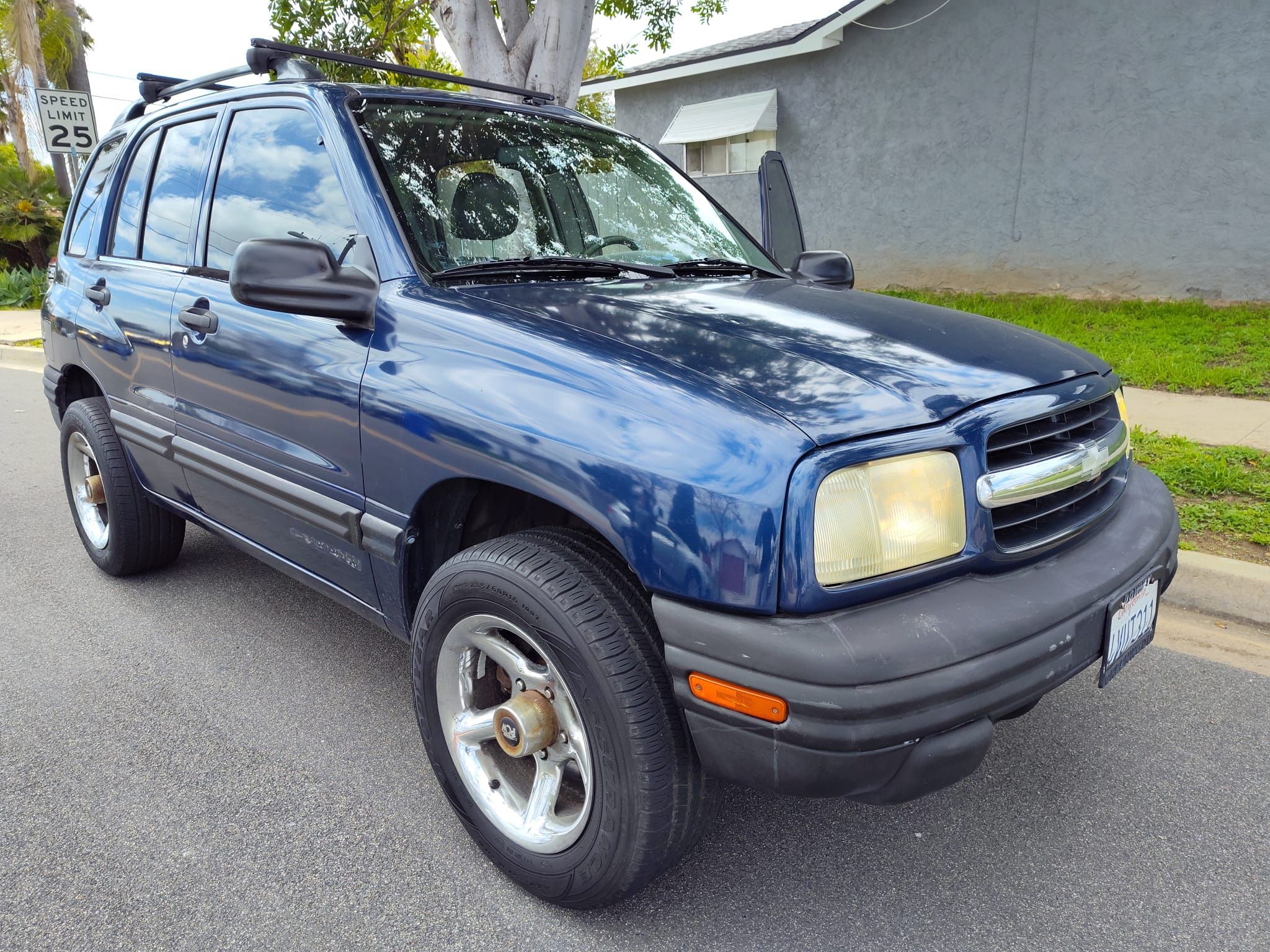 2001 Chevrolet Tracker