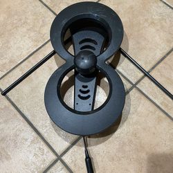 Antennas Direct (Clearstream) 2max 60+ Mile Range HDTV Antenna