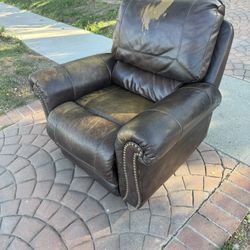 Free Lay Z Boy 