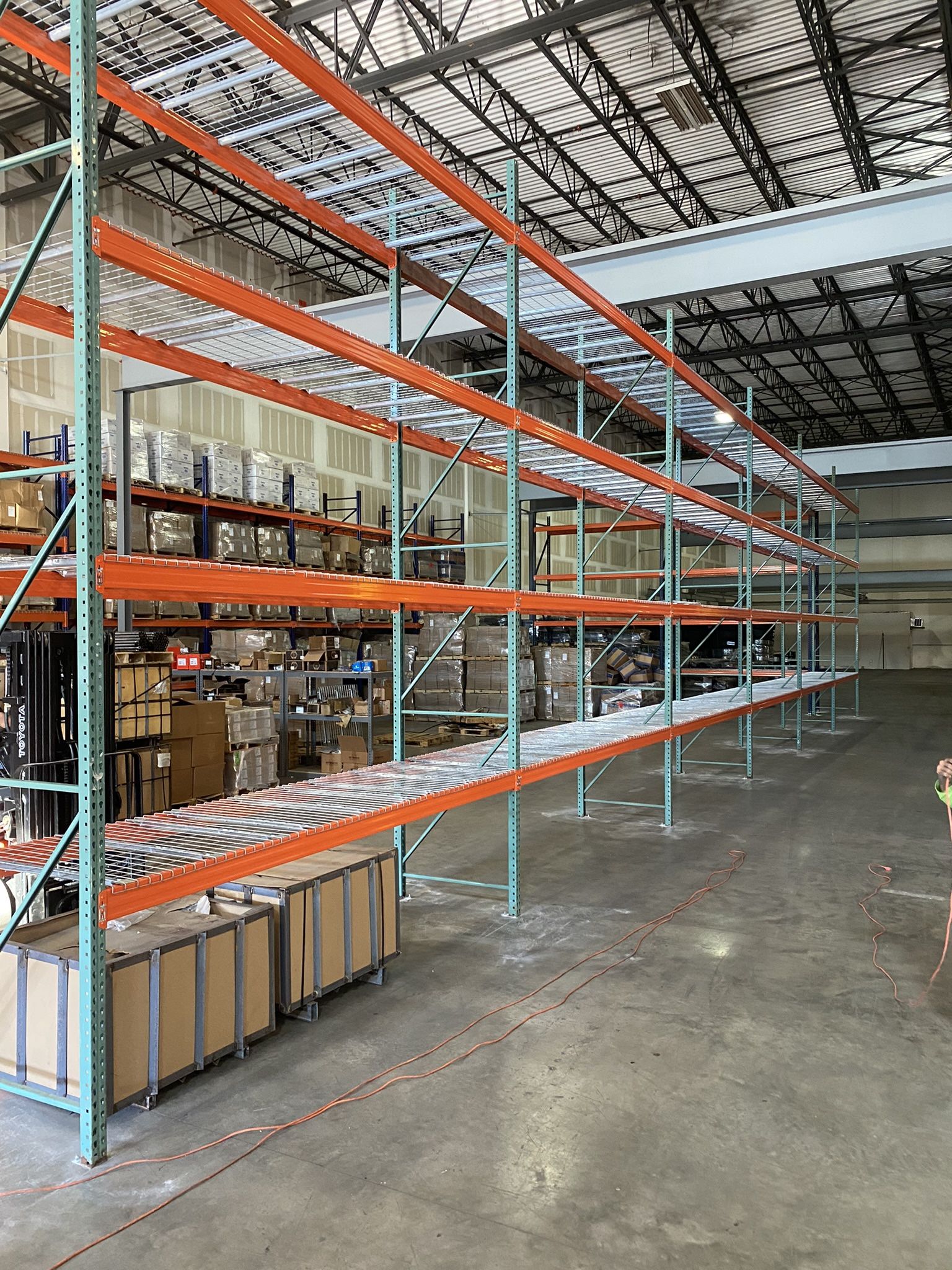 PALLET RACKS POSITION NEW AND USED CONDITION 