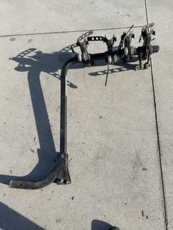 Yakima 4 Bike Hitch Mounted Bike Rack.