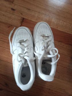 Nice used air force ones white