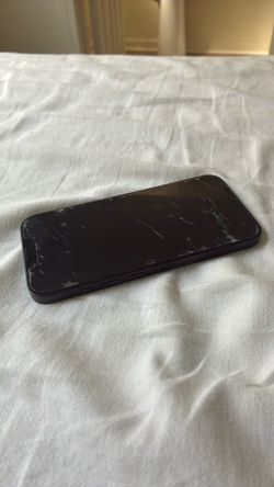 iPhone 16e , Used Great condition! Will come with new screen protector