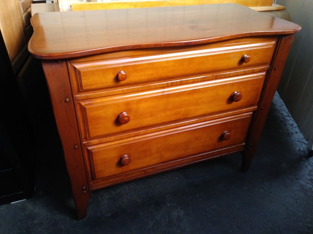 ANTIQUE DRESSER / BUFFET