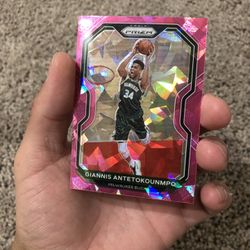 Giannis Antetokounmpo Championship Year Prizm Cracked ice 
