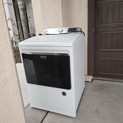 NEWER Maytag GAS Dryer