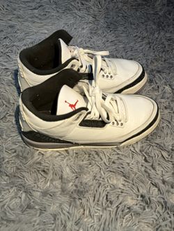 Jordan 3 White Cement Size 6Y (Grade School) – Clean Pair